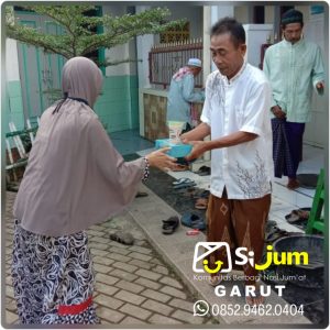 Distribusi nasi box ke Masjid Ash Shofwah